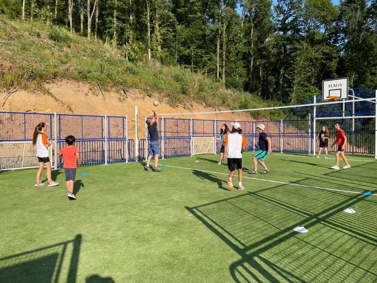 Brassac  Village Vacances Du Camboussel מראה חיצוני תמונה